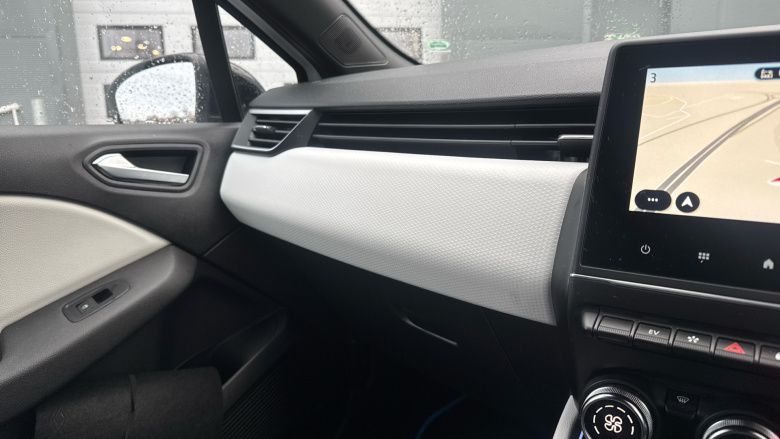 Renault Clio 1.6 E-TECH full hybrid 145 Techno 5dr Auto Hybrid Hatchback